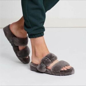 UGG Fuzz Yeah Shearling Slippers SZ 7